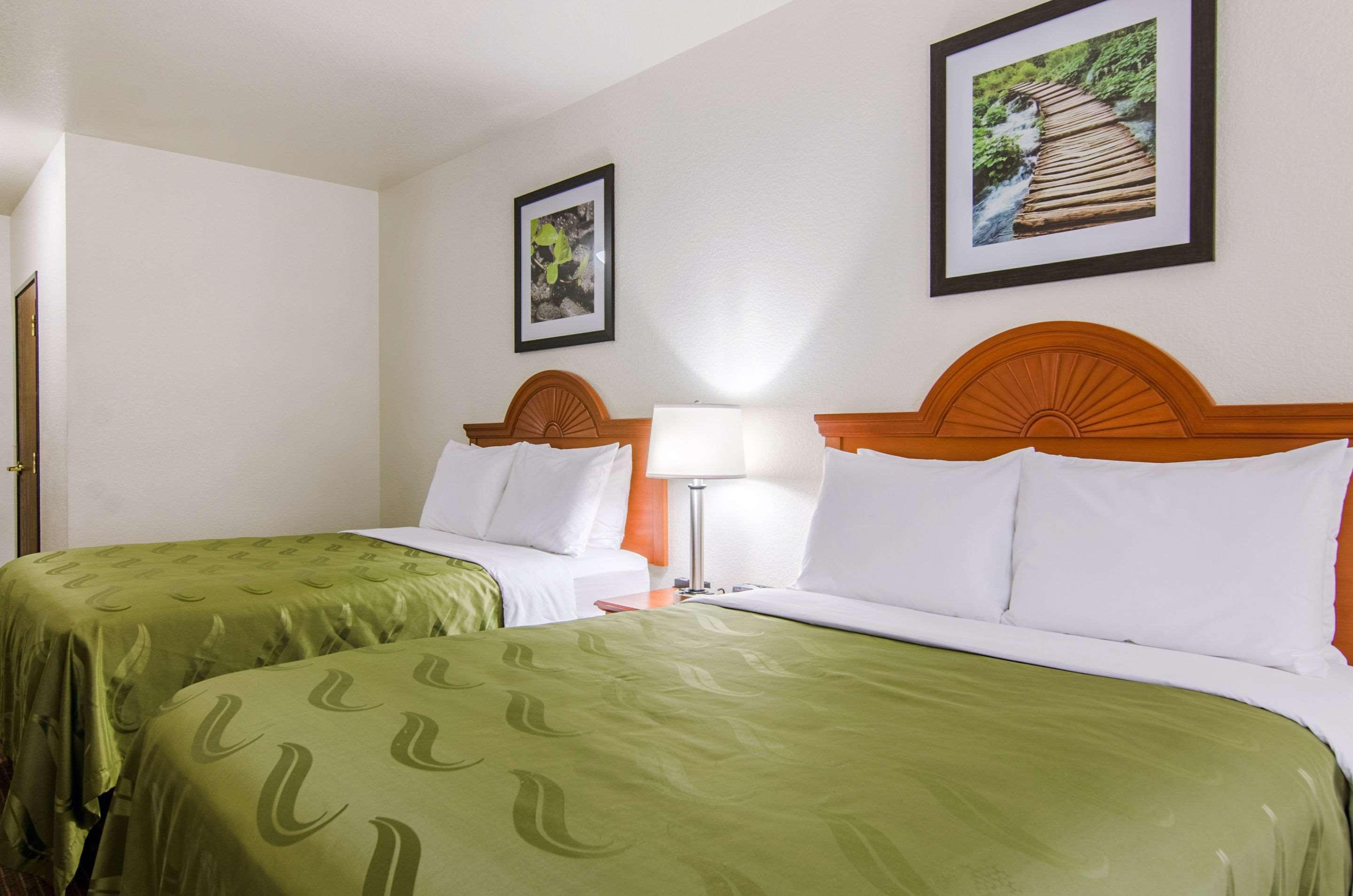 Quality Inn Junction City Near Fort Riley Exterior photo